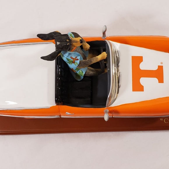 University of Tennessee "Cruisin" Chevy - Picture 5 of 7